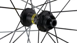 Mavic Cosmic SL 65 Disc Center Lock Carbon Laufradsatz -Stilvoller Laden Für Fahrradausrüstung 385726